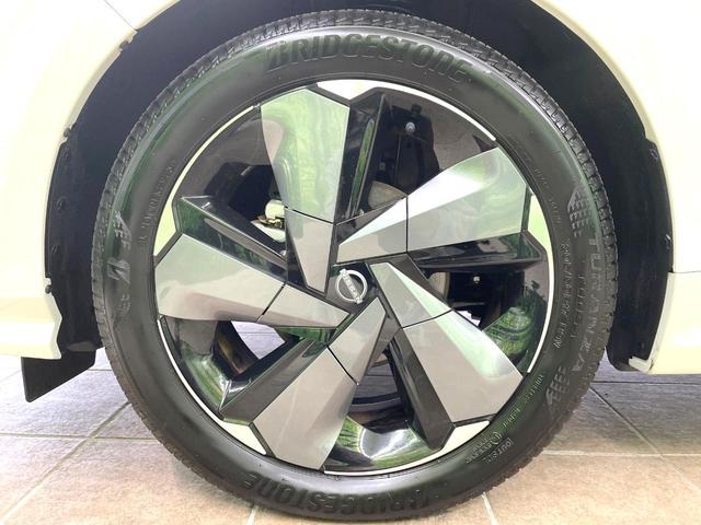 オーラ G メーカーナビ 全周囲カメラ BOSEサウンド 衝突被害軽減システム レーダークルーズ 禁煙車 ハーフレザーシート コーナーセンサー スマートキー LEDヘッド ビルトインETC オートハイビーム(24枚目)