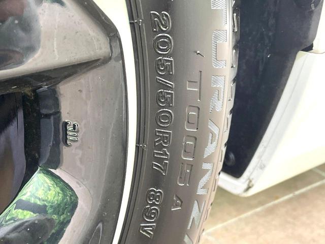 オーラ G メーカーナビ 全周囲カメラ BOSEサウンド 衝突被害軽減システム レーダークルーズ 禁煙車 ハーフレザーシート コーナーセンサー スマートキー LEDヘッド ビルトインETC オートハイビーム(27枚目)