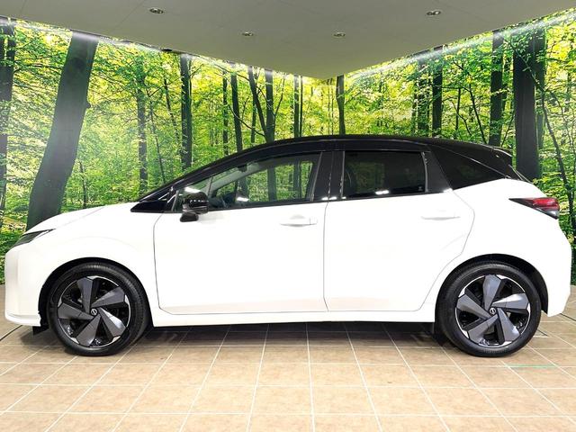 オーラ G メーカーナビ 全周囲カメラ BOSEサウンド 衝突被害軽減システム レーダークルーズ 禁煙車 ハーフレザーシート コーナーセンサー スマートキー LEDヘッド ビルトインETC オートハイビーム(31枚目)