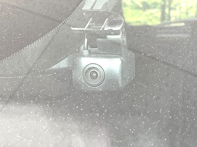 オーラ G メーカーナビ 全周囲カメラ BOSEサウンド 衝突被害軽減システム レーダークルーズ 禁煙車 ハーフレザーシート コーナーセンサー スマートキー LEDヘッド ビルトインETC オートハイビーム(54枚目)