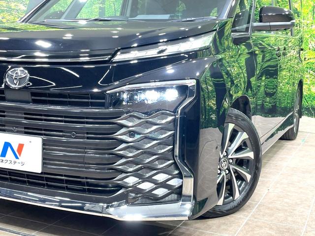 ヴォクシー Ｓ－Ｚ　両側電動スライドドア　１０型ディスプレイオーディオ　バックカメラ　セーフティーセンス　後席モニター　Ｂｌｕｅｔｏｏｔｈ　パワーバックドア　ＬＥＤヘッドライト　純正１７インチアルミ（13枚目）