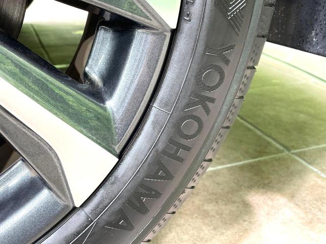 ヴォクシー Ｓ－Ｚ　両側電動スライドドア　１０型ディスプレイオーディオ　バックカメラ　セーフティーセンス　後席モニター　Ｂｌｕｅｔｏｏｔｈ　パワーバックドア　ＬＥＤヘッドライト　純正１７インチアルミ（43枚目）