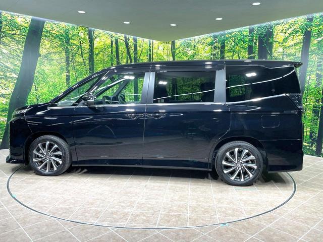 ヴォクシー Ｓ－Ｚ　両側電動スライドドア　１０型ディスプレイオーディオ　バックカメラ　セーフティーセンス　後席モニター　Ｂｌｕｅｔｏｏｔｈ　パワーバックドア　ＬＥＤヘッドライト　純正１７インチアルミ（49枚目）