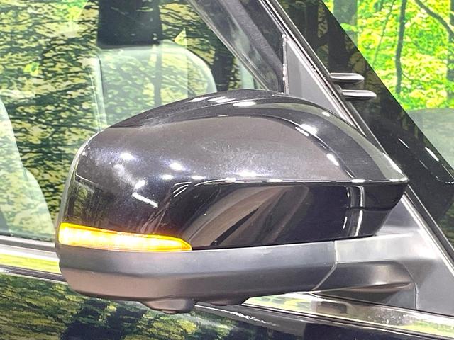 ヴォクシー Ｓ－Ｚ　両側電動スライドドア　１０型ディスプレイオーディオ　バックカメラ　セーフティーセンス　後席モニター　Ｂｌｕｅｔｏｏｔｈ　パワーバックドア　ＬＥＤヘッドライト　純正１７インチアルミ（65枚目）