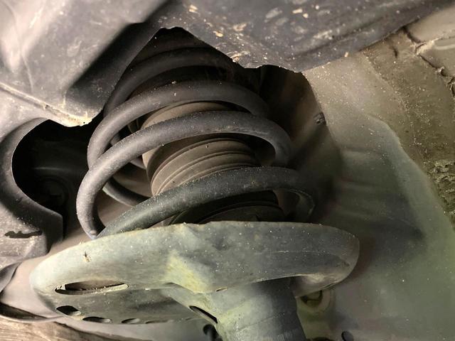 プリウスアルファ Sツーリングセレクション モデリスタ 8型SDナビ バックカメラ 衝突被害軽減システム 禁煙車 スマートキー LEDヘッド ビルトインETC クルコン オートハイビーム 車線逸脱警報 オートライト オートエアコン(21枚目)