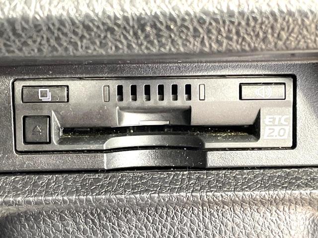 【ＥＴＣ】高速道路の料金所をストレスなく通過！話題のスポットやサービスエリアに多い「スマートＩＣ」利用時は必須のアイテムです。当店でセットアップを実施、ご納車当日からすぐにご利用いただけます！