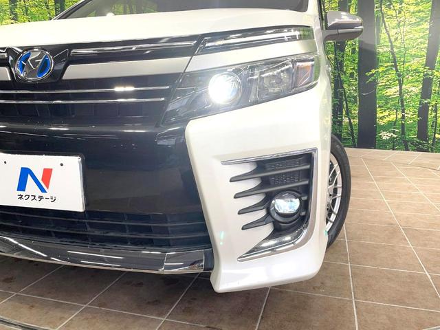 【ＬＥＤヘッドライト】悪天候や夜間走行時も良好な視界を確保し安心して運転できる高輝度ＬＥＤヘッドライトを装備！点灯速度が早く、消費電力も抑えられています。