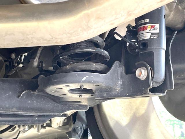 スイフトスポーツ ベースグレード 全周囲カメラ レーダークルーズ 禁煙車 シートヒーター コーナーセンサー スマートキー LEDヘッド ビルトインETC 車線逸脱警報 オートライト オートエアコン Bluetooth CD(21枚目)