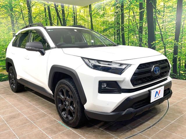 高透明度のガラス皮膜で撥水はもちろん、上質なツヤ・光沢を実現。紫外線や酸性雨から大切な愛車を保護し、色あせ・劣化を防止。「弾スプラッシュコート」、「弾プリミッサコート」からお選びいただけます。