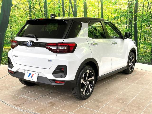 ライズ Ｚ　登録済未使用車　純正９型ディスプレイオーディオ　全周囲カメラ　衝突軽減　レーダークルーズ　シートヒーター　コーナーセンサー　ＬＥＤヘッド　オートハイビーム　車線逸脱警報　純正１７インチＡＷ（17枚目）