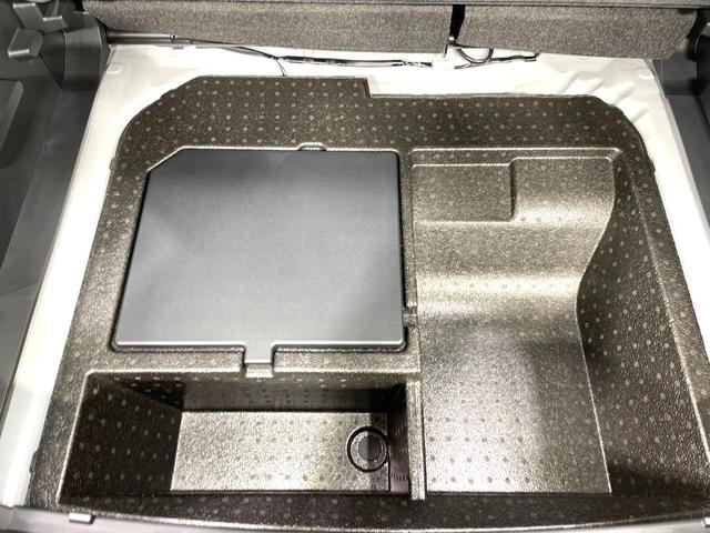 ライズ Ｚ　登録済未使用車　純正９型ディスプレイオーディオ　全周囲カメラ　衝突軽減　レーダークルーズ　シートヒーター　コーナーセンサー　ＬＥＤヘッド　オートハイビーム　車線逸脱警報　純正１７インチＡＷ（26枚目）