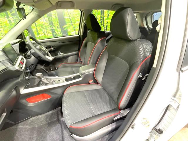 ライズ Ｚ　登録済未使用車　純正９型ディスプレイオーディオ　全周囲カメラ　衝突軽減　レーダークルーズ　シートヒーター　コーナーセンサー　ＬＥＤヘッド　オートハイビーム　車線逸脱警報　純正１７インチＡＷ（30枚目）