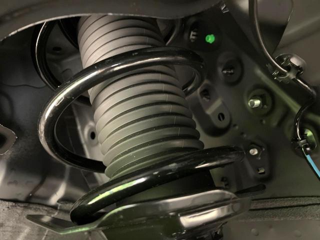 ライズ Ｚ　登録済未使用車　純正９型ディスプレイオーディオ　全周囲カメラ　衝突軽減　レーダークルーズ　シートヒーター　コーナーセンサー　ＬＥＤヘッド　オートハイビーム　車線逸脱警報　純正１７インチＡＷ（49枚目）