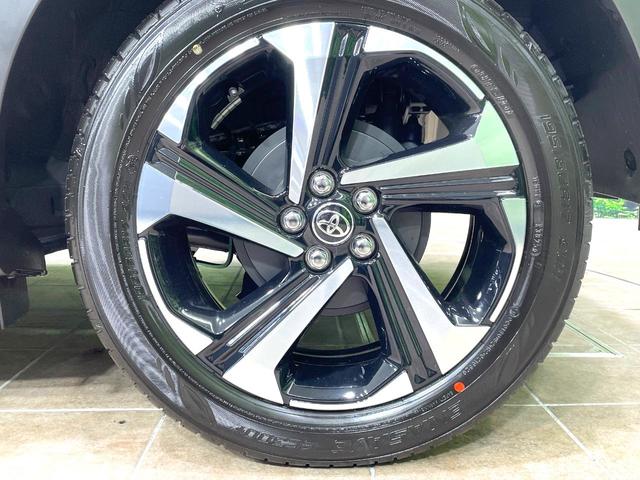 ライズ Ｚ　登録済未使用車　純正９型ディスプレイオーディオ　全周囲カメラ　衝突軽減　レーダークルーズ　シートヒーター　コーナーセンサー　ＬＥＤヘッド　オートハイビーム　車線逸脱警報　純正１７インチＡＷ（51枚目）