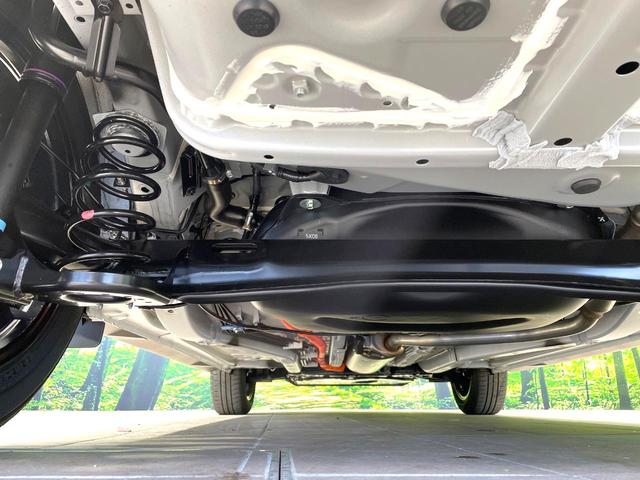 ライズ Ｚ　登録済未使用車　全周囲カメラ　衝突被害軽減システム　レーダークルーズ　コーナーセンサー　スマートキー　ＬＥＤヘッド　純正１７インチアルミ　オートハイビーム　車線逸脱警報　オートライト　オートエアコン（19枚目）