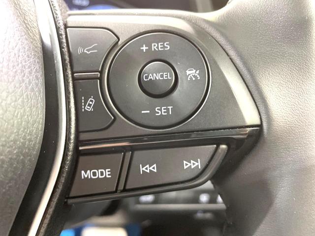 【レーダークルーズコントロール】高速道路での長距離走行が楽に！！自動で速度を保つクルーズコントロールが、衝突軽減システムと連携し、前方の車両を感知して車間を保つように速度調節してくれます！！