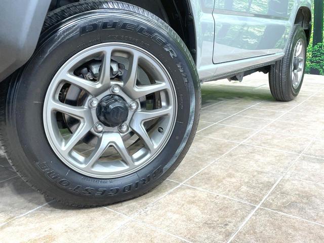 【純正１６インチアルミホイール】外観にマッチした純正アルミホイールを装着しております。各種社外アルミホイールや、スタッドレスタイヤも取扱いしております。是非ご相談ください♪