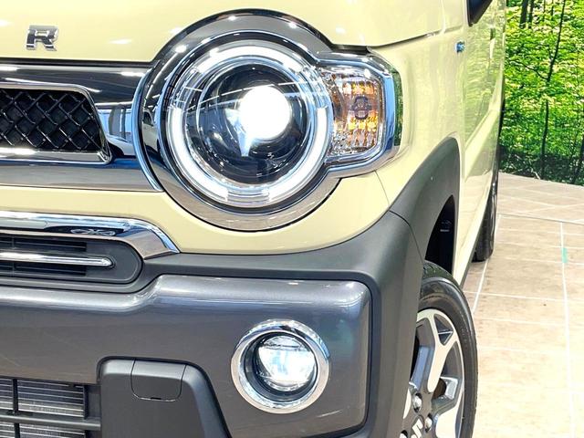 【ＬＥＤヘッドライト】悪天候や夜間走行時も良好な視界を確保し安心して運転できる高輝度ＬＥＤヘッドライトを装備！点灯速度が早く、消費電力も抑えられています。