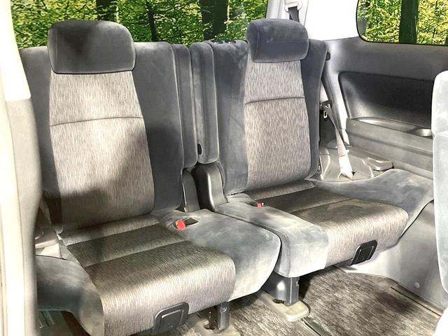 アルファード ２４０Ｓ　両側電動ドア　バックカメラ　禁煙車　コーナーセンサー　スマートキー　ＨＩＤヘッド　ＥＴＣ　オートライト　オートエアコン　リアエアコン　ＣＤ　ＤＶＤ再生　地デジ　フォグライト（10枚目）