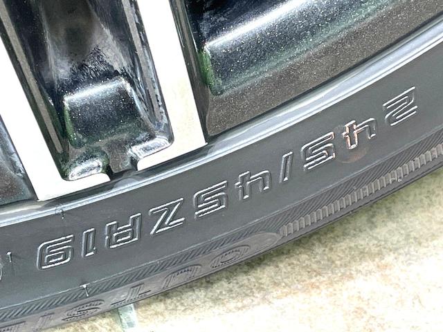 アルファード ２４０Ｓ　両側電動ドア　バックカメラ　禁煙車　コーナーセンサー　スマートキー　ＨＩＤヘッド　ＥＴＣ　オートライト　オートエアコン　リアエアコン　ＣＤ　ＤＶＤ再生　地デジ　フォグライト（37枚目）