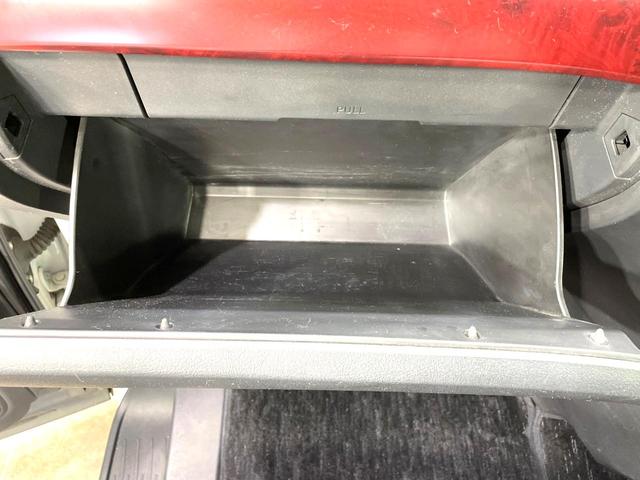 アルファード ２４０Ｓ　両側電動ドア　バックカメラ　禁煙車　コーナーセンサー　スマートキー　ＨＩＤヘッド　ＥＴＣ　オートライト　オートエアコン　リアエアコン　ＣＤ　ＤＶＤ再生　地デジ　フォグライト（40枚目）