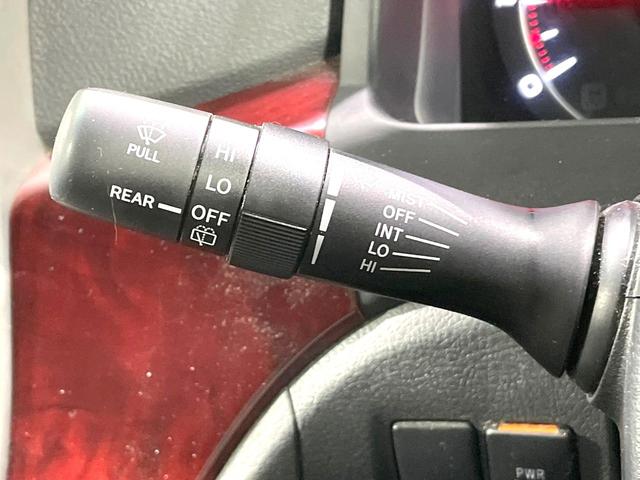 アルファード ２４０Ｓ　両側電動ドア　バックカメラ　禁煙車　コーナーセンサー　スマートキー　ＨＩＤヘッド　ＥＴＣ　オートライト　オートエアコン　リアエアコン　ＣＤ　ＤＶＤ再生　地デジ　フォグライト（54枚目）