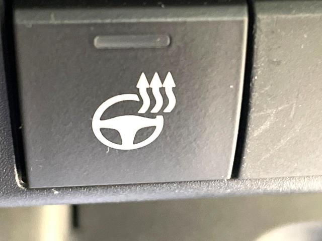 アクア Ｚ　１０．５インチディスプレイオーディオ　全周囲カメラ　トヨタセーフティセンス　レーダークルーズ　禁煙車　ハーフレザーシート　シートヒーター　ステアリングヒーター　ＬＥＤヘッド　純正１５インチアルミ（6枚目）