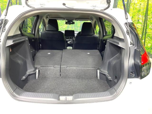 アクア Ｚ　１０．５インチディスプレイオーディオ　全周囲カメラ　トヨタセーフティセンス　レーダークルーズ　禁煙車　ハーフレザーシート　シートヒーター　ステアリングヒーター　ＬＥＤヘッド　純正１５インチアルミ（10枚目）