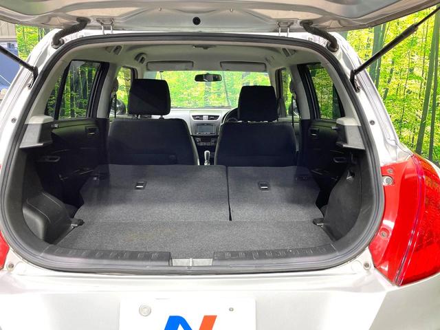 スイフト ＸＧ　ＳＤナビ　禁煙車　スマートキー　オートエアコン　ＣＤ　地デジ（10枚目）