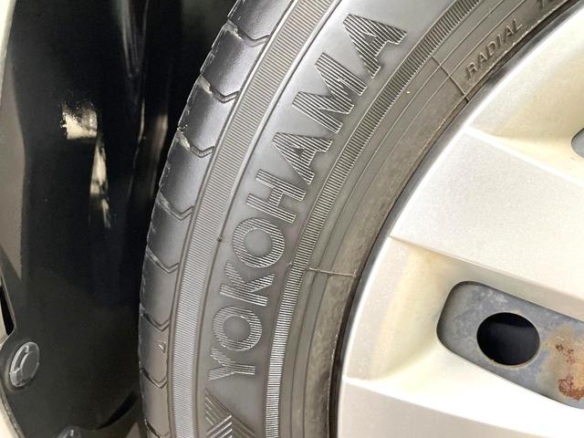 スイフト ＸＧ　ＳＤナビ　禁煙車　スマートキー　オートエアコン　ＣＤ　地デジ（30枚目）