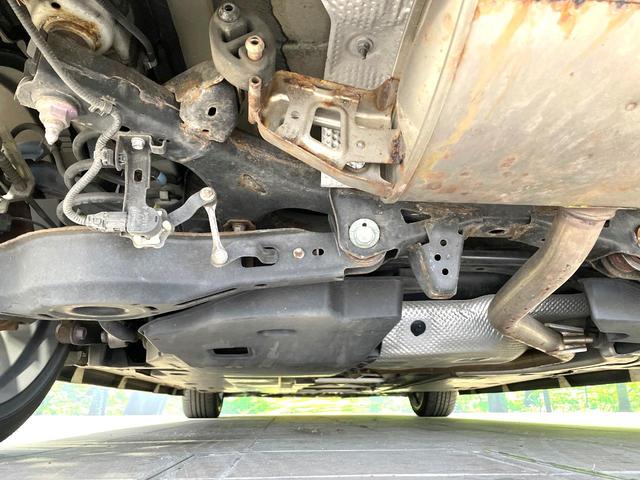 プリウス Ｓツーリングセレクション　フルエアロ　純正ＳＤナビ　バックカメラ　衝突被害軽減システム　レーダークルーズ　禁煙車　レザー調シート　コーナーセンサー　ＬＥＤヘッド　ビルトインＥＴＣ　オートハイビーム　車線逸脱警報　オートライト（19枚目）