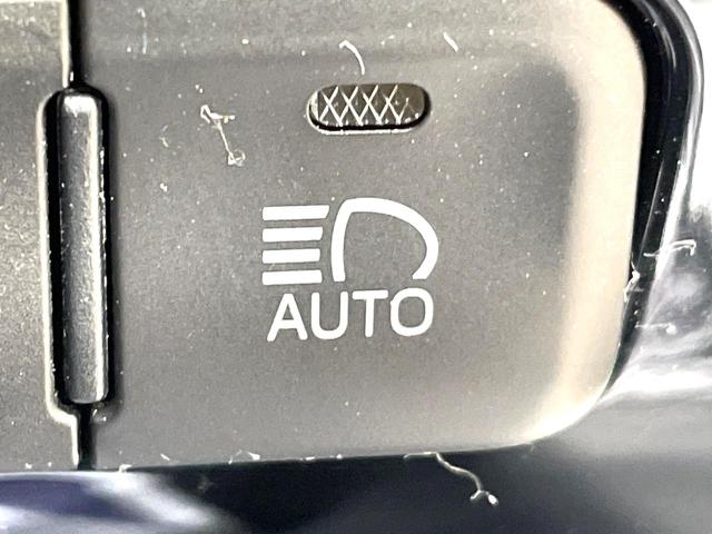 プリウス Ｓツーリングセレクション　フルエアロ　純正ＳＤナビ　バックカメラ　衝突被害軽減システム　レーダークルーズ　禁煙車　レザー調シート　コーナーセンサー　ＬＥＤヘッド　ビルトインＥＴＣ　オートハイビーム　車線逸脱警報　オートライト（39枚目）