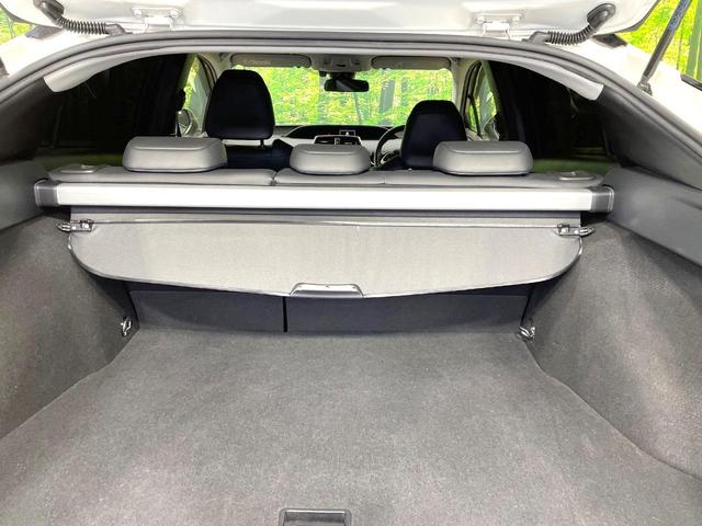 プリウス Ｓツーリングセレクション　フルエアロ　純正ＳＤナビ　バックカメラ　衝突被害軽減システム　レーダークルーズ　禁煙車　レザー調シート　コーナーセンサー　ＬＥＤヘッド　ビルトインＥＴＣ　オートハイビーム　車線逸脱警報　オートライト（52枚目）