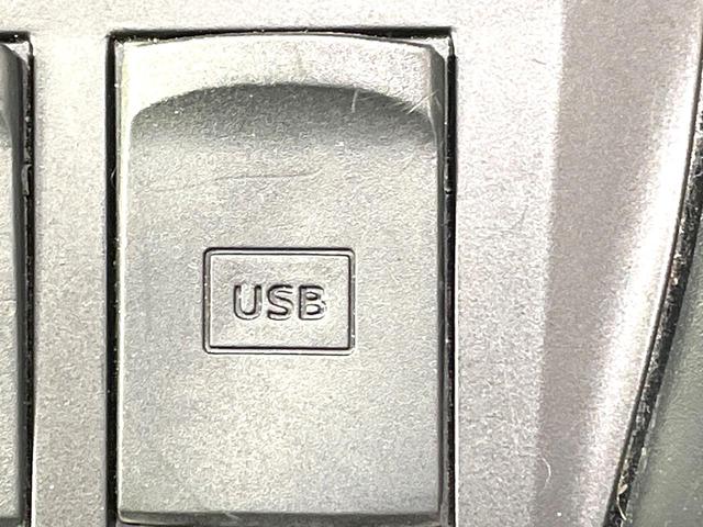 プリウス Ｓツーリングセレクション　フルエアロ　純正ＳＤナビ　バックカメラ　衝突被害軽減システム　レーダークルーズ　禁煙車　レザー調シート　コーナーセンサー　ＬＥＤヘッド　ビルトインＥＴＣ　オートハイビーム　車線逸脱警報　オートライト（56枚目）