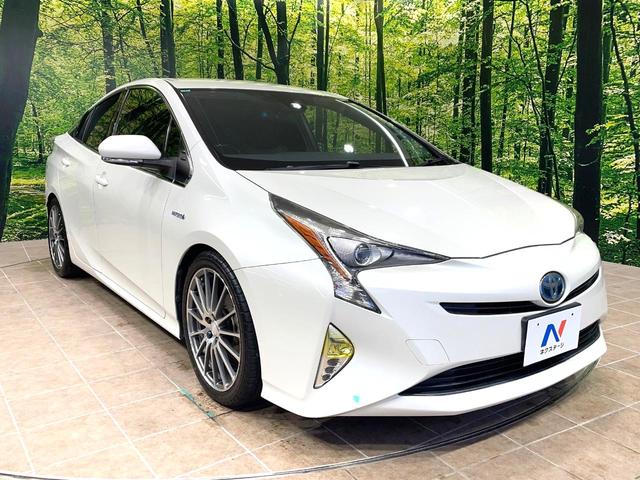 プリウス Sツーリングセレクション 純正SDナビ バックカメラ トヨタセーフティセンス レーダークルーズ 禁煙車 レザーシート コーナーセンサー スマートキー LEDヘッド ビルトインETC オートハイビーム 車線逸脱警報 オートライト(16枚目)