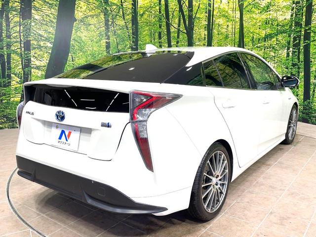 プリウス Sツーリングセレクション 純正SDナビ バックカメラ トヨタセーフティセンス レーダークルーズ 禁煙車 レザーシート コーナーセンサー スマートキー LEDヘッド ビルトインETC オートハイビーム 車線逸脱警報 オートライト(17枚目)