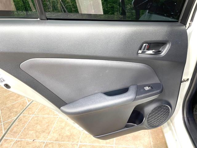 プリウス Sツーリングセレクション 純正SDナビ バックカメラ トヨタセーフティセンス レーダークルーズ 禁煙車 レザーシート コーナーセンサー スマートキー LEDヘッド ビルトインETC オートハイビーム 車線逸脱警報 オートライト(53枚目)