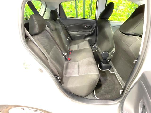 ヴィッツ Ｆ　セーフティーエディションＩＩＩ　純正ナビ　バックカメラ　トヨタセーフティセンス　禁煙車　スマートキー　ＬＥＤヘッド　ビルトインＥＴＣ　オートハイビーム　車線逸脱警報　オートライト　Ｂｌｕｅｔｏｏｔｈ　ＣＤ　地デジ（9枚目）