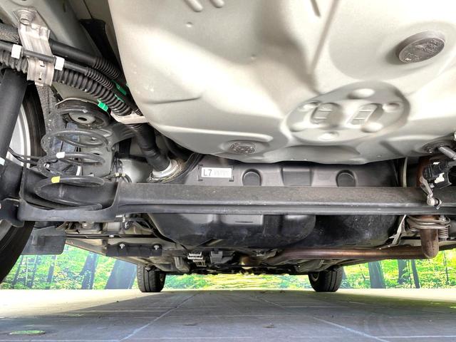 ヴィッツ Ｆ　セーフティーエディションＩＩＩ　純正ナビ　バックカメラ　トヨタセーフティセンス　禁煙車　スマートキー　ＬＥＤヘッド　ビルトインＥＴＣ　オートハイビーム　車線逸脱警報　オートライト　Ｂｌｕｅｔｏｏｔｈ　ＣＤ　地デジ（19枚目）