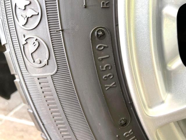 ヴィッツ Ｆ　セーフティーエディションＩＩＩ　純正ナビ　バックカメラ　トヨタセーフティセンス　禁煙車　スマートキー　ＬＥＤヘッド　ビルトインＥＴＣ　オートハイビーム　車線逸脱警報　オートライト　Ｂｌｕｅｔｏｏｔｈ　ＣＤ　地デジ（28枚目）