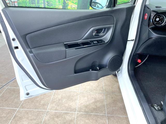 ヴィッツ Ｆ　セーフティーエディションＩＩＩ　純正ナビ　バックカメラ　トヨタセーフティセンス　禁煙車　スマートキー　ＬＥＤヘッド　ビルトインＥＴＣ　オートハイビーム　車線逸脱警報　オートライト　Ｂｌｕｅｔｏｏｔｈ　ＣＤ　地デジ（49枚目）