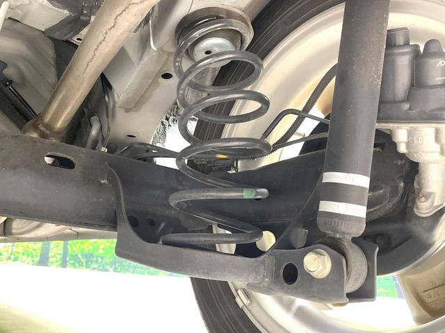 タフト Gターボ クロムベンチャー ターボ ガラスルーフ 全周囲カメラ スマートアシスト レーダークルーズ 禁煙車 ドラレコ スマートキー LEDヘッド ビルトインETC 純正15インチAW オートハイビーム レーンキープ(21枚目)