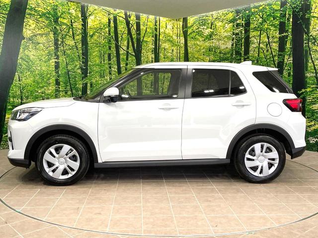 ライズ Ｘ　ターボ　登録済未使用車　スマートアシスト　コーナーセンサー　スマートキー　ＬＥＤヘッドライト　オートハイビーム　ステアリングリモコン　車線逸脱警報　オートライト　盗難防止システム　電動格納ミラー（26枚目）