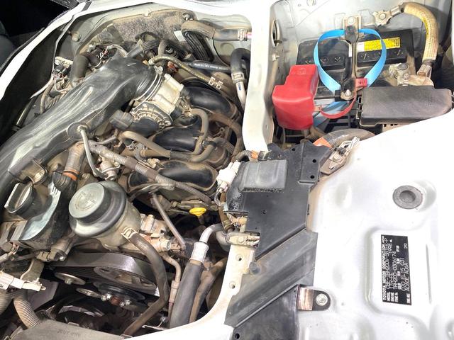 ハイエースバン スーパーＧＬ　ダークプライムＩＩ　セーフティセンス　ＳＤナビ　バックカメラ　禁煙車　ハーフレザーシート　スマートキー　ＬＥＤヘッド　ビルトインＥＴＣ　オートハイビーム　車線逸脱警報　オートライト　オートエアコン　Ｂｌｕｅｔｏｏｔｈ（18枚目）