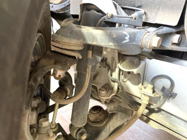 ハイエースバン スーパーＧＬ　ダークプライムＩＩ　セーフティセンス　ＳＤナビ　バックカメラ　禁煙車　ハーフレザーシート　スマートキー　ＬＥＤヘッド　ビルトインＥＴＣ　オートハイビーム　車線逸脱警報　オートライト　オートエアコン　Ｂｌｕｅｔｏｏｔｈ（20枚目）