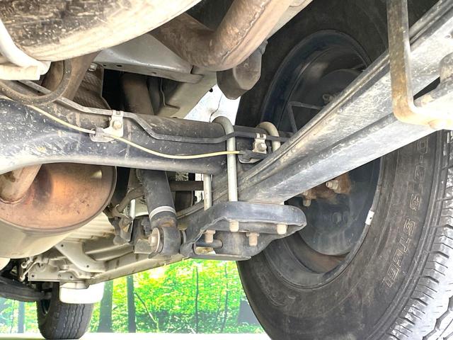 ハイエースバン スーパーＧＬ　ダークプライムＩＩ　セーフティセンス　ＳＤナビ　バックカメラ　禁煙車　ハーフレザーシート　スマートキー　ＬＥＤヘッド　ビルトインＥＴＣ　オートハイビーム　車線逸脱警報　オートライト　オートエアコン　Ｂｌｕｅｔｏｏｔｈ（22枚目）