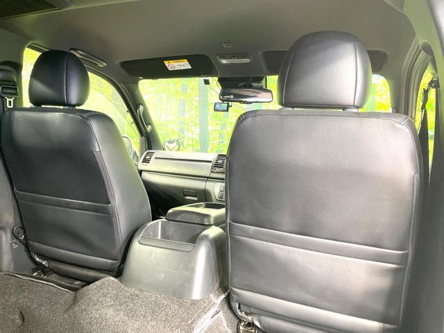 ハイエースバン スーパーＧＬ　ダークプライムＩＩ　セーフティセンス　ＳＤナビ　バックカメラ　禁煙車　ハーフレザーシート　スマートキー　ＬＥＤヘッド　ビルトインＥＴＣ　オートハイビーム　車線逸脱警報　オートライト　オートエアコン　Ｂｌｕｅｔｏｏｔｈ（42枚目）