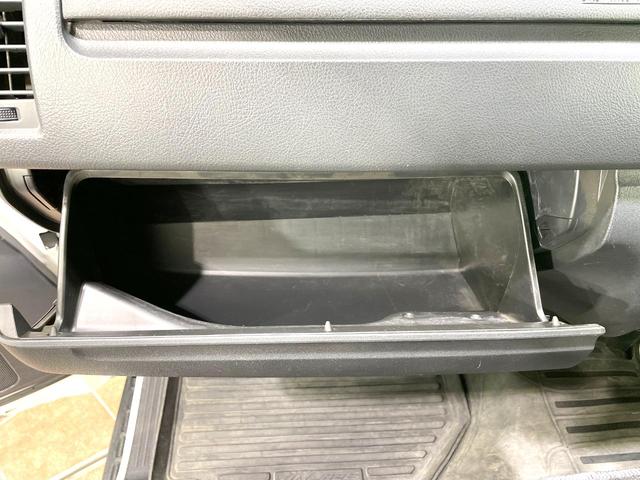 ハイエースバン スーパーＧＬ　ダークプライムＩＩ　セーフティセンス　ＳＤナビ　バックカメラ　禁煙車　ハーフレザーシート　スマートキー　ＬＥＤヘッド　ビルトインＥＴＣ　オートハイビーム　車線逸脱警報　オートライト　オートエアコン　Ｂｌｕｅｔｏｏｔｈ（47枚目）