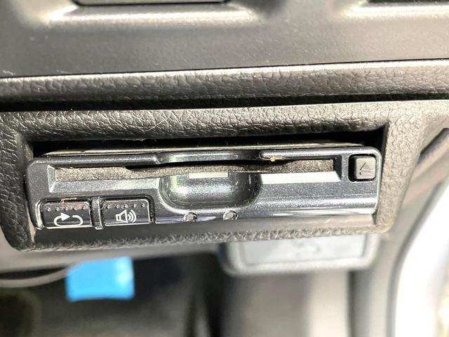 インプレッサスポーツ ２．０ｉアイサイト　４ＷＤ　アイサイト　ＳＤナビ　バックカメラ　Ｂｌｕｅｔｏｏｔｈ　スマートキー　ＨＩＤヘッド　ビルトインＥＴＣ　純正１６インチＡＷ　レーンキープ　オートライト　ＤＶＤ／ＣＤ再生　デュアルエアコン　禁煙車（7枚目）