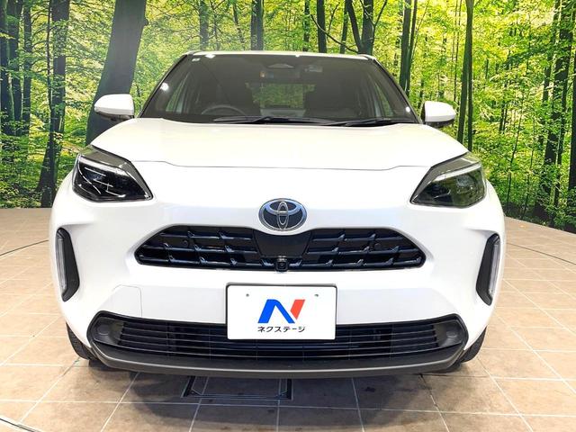 ヤリスクロス ハイブリッドＺ　トヨタセーフティセンス　レーダークルーズ　バックカメラ　ハーフレザーシート　パワーシート　コーナーセンサー　スマートキー　ＬＥＤヘッド　ＥＴＣ２．０　純正１８インチＡＷ　オートハイビーム　禁煙車（14枚目）